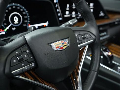 Used 2023 Cadillac Escalade Premium Luxury w/ Performance Package AWD/4WD image 26