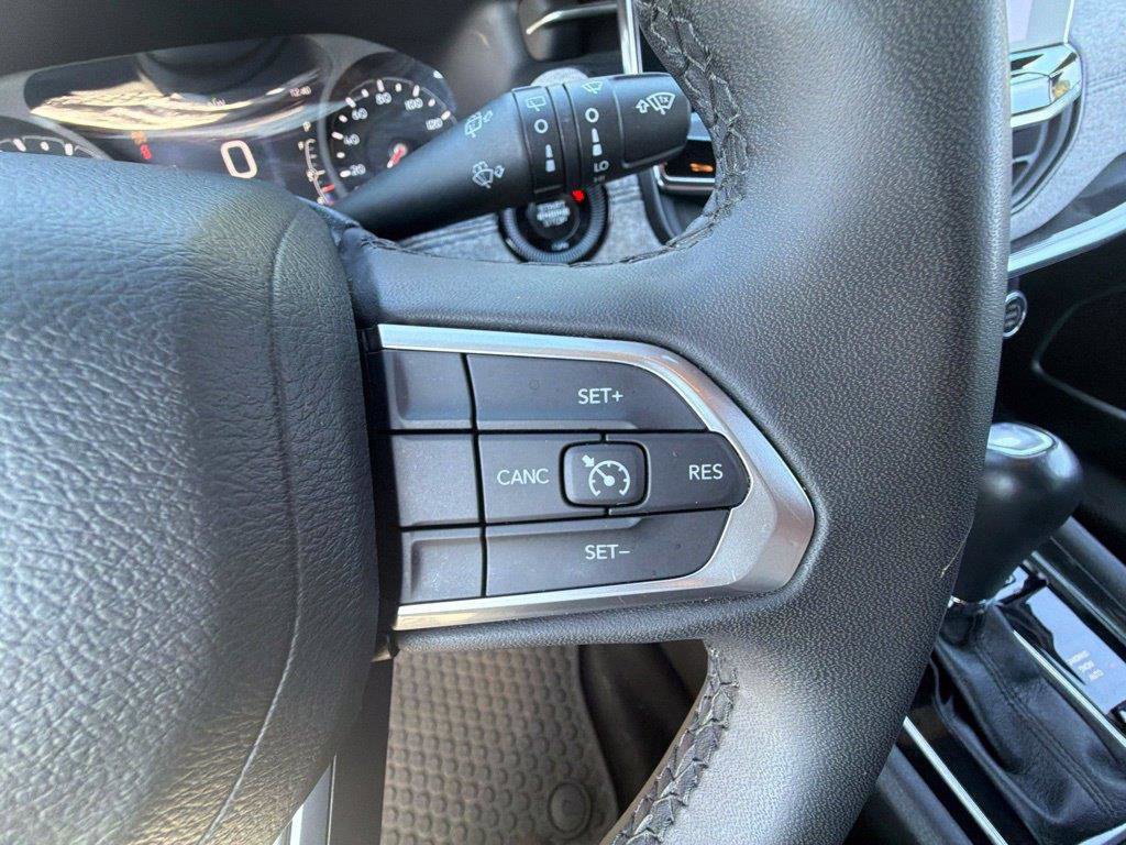Used 2024 Jeep Compass Latitude AWD/4WD image 20