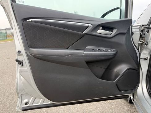 Used 2015 Honda Fit EX image 16