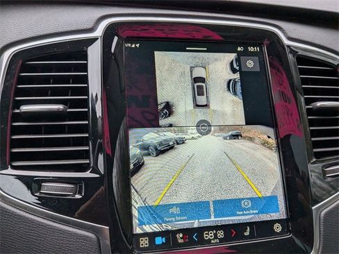 Certified 2025 Volvo XC90 B6 Plus w/ Protection Package Premier image 11