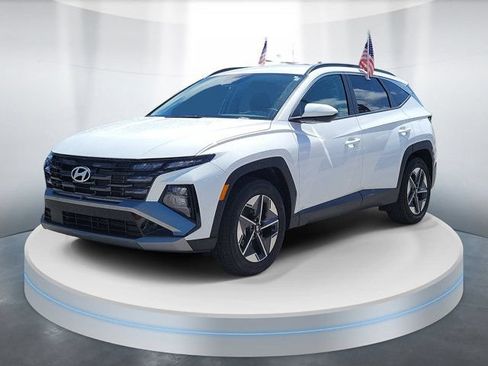 Certified 2026 Hyundai Tucson SEL Plus FWD image 2