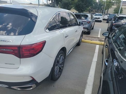 Used 2019 Acura MDX SH-AWD w/ Technology Package image 4