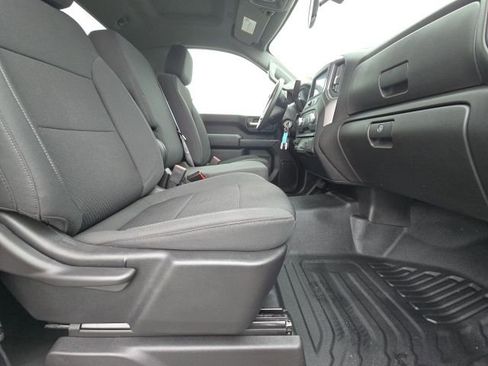 Used 2022 GMC Sierra 2500 Pro w/ Convenience Package image 16