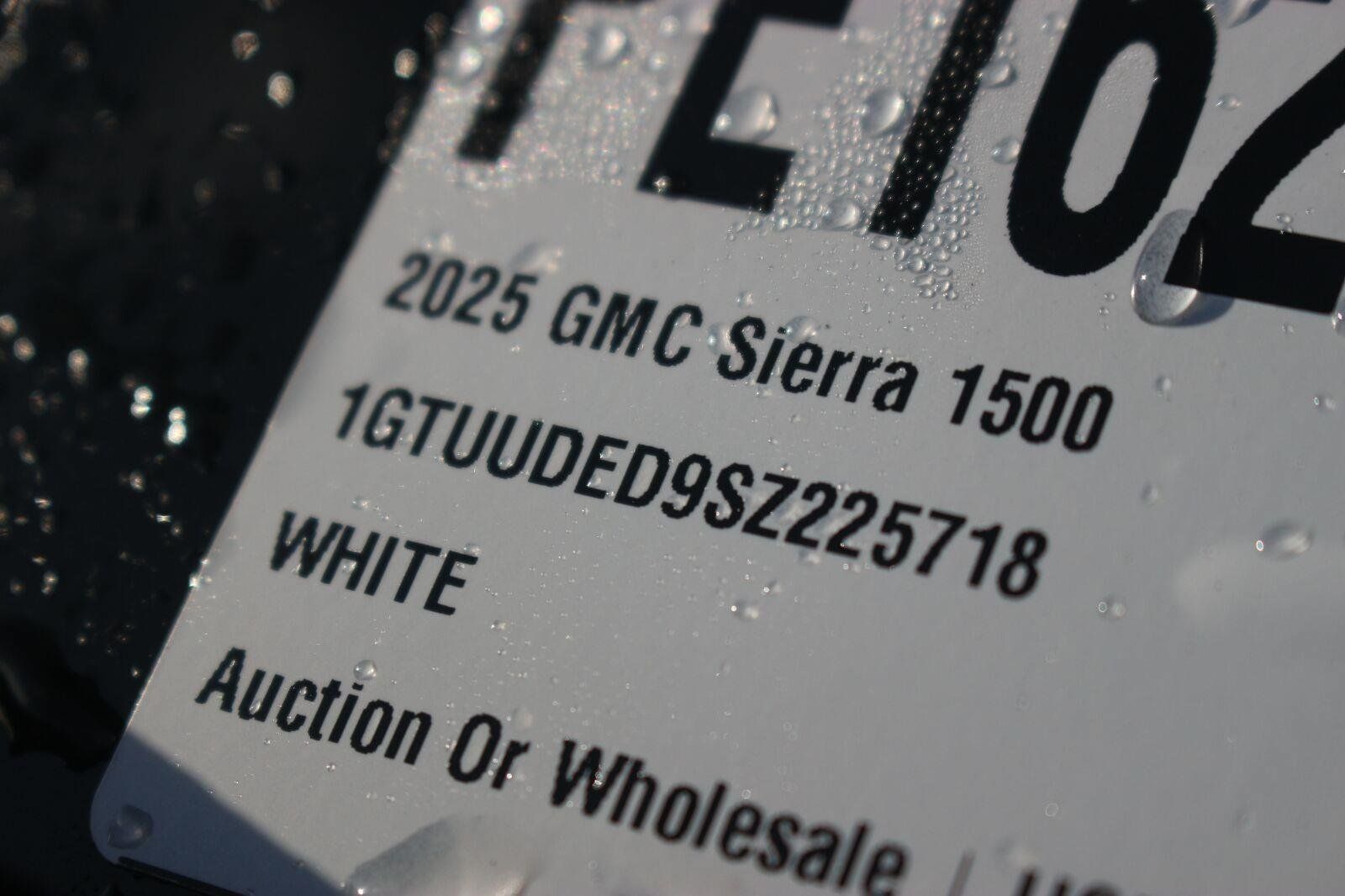 Used 2025 GMC Sierra 1500 SLT AWD/4WD image 41