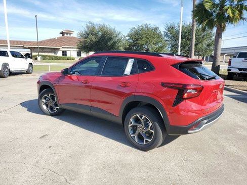 New 2026 Chevrolet Trax LT w/ Driver Confidence Package image 5