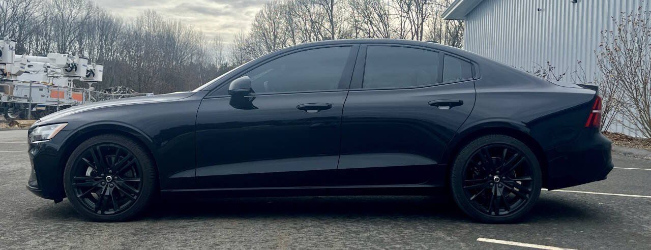 Used 2024 Volvo S60 B5 Plus FWD image 2