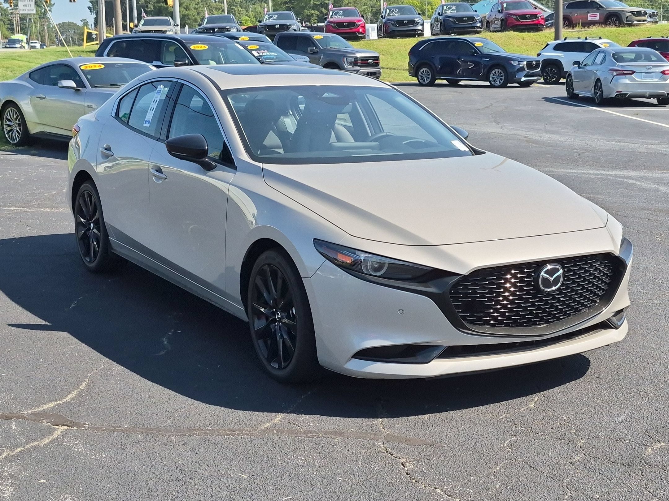 New 2026 MAZDA MAZDA3 2.5 Turbo Sedan w/Premium Plus AWD/4WD image 7