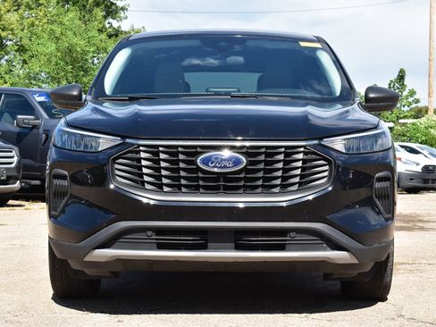 Used 2024 Ford Escape Active AWD/4WD image 2