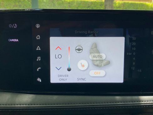 Used 2023 Nissan Ariya FWD image 34