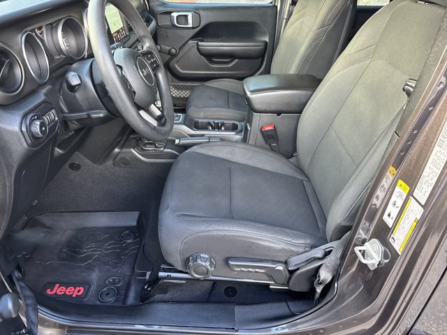 Used 2018 Jeep Wrangler Unlimited Sport AWD/4WD image 10