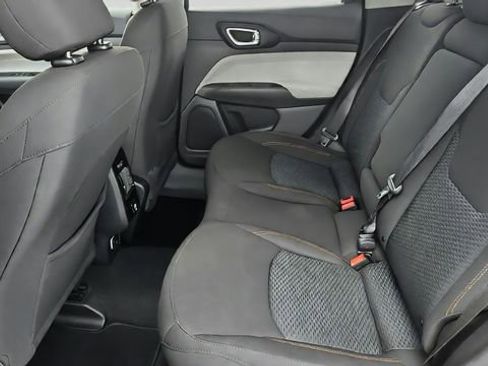 Used 2022 Jeep Compass Sport FWD image 21
