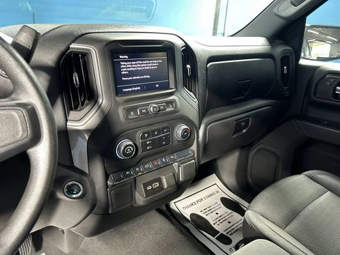 Used 2025 Chevrolet Silverado 1500 Custom RWD image 27