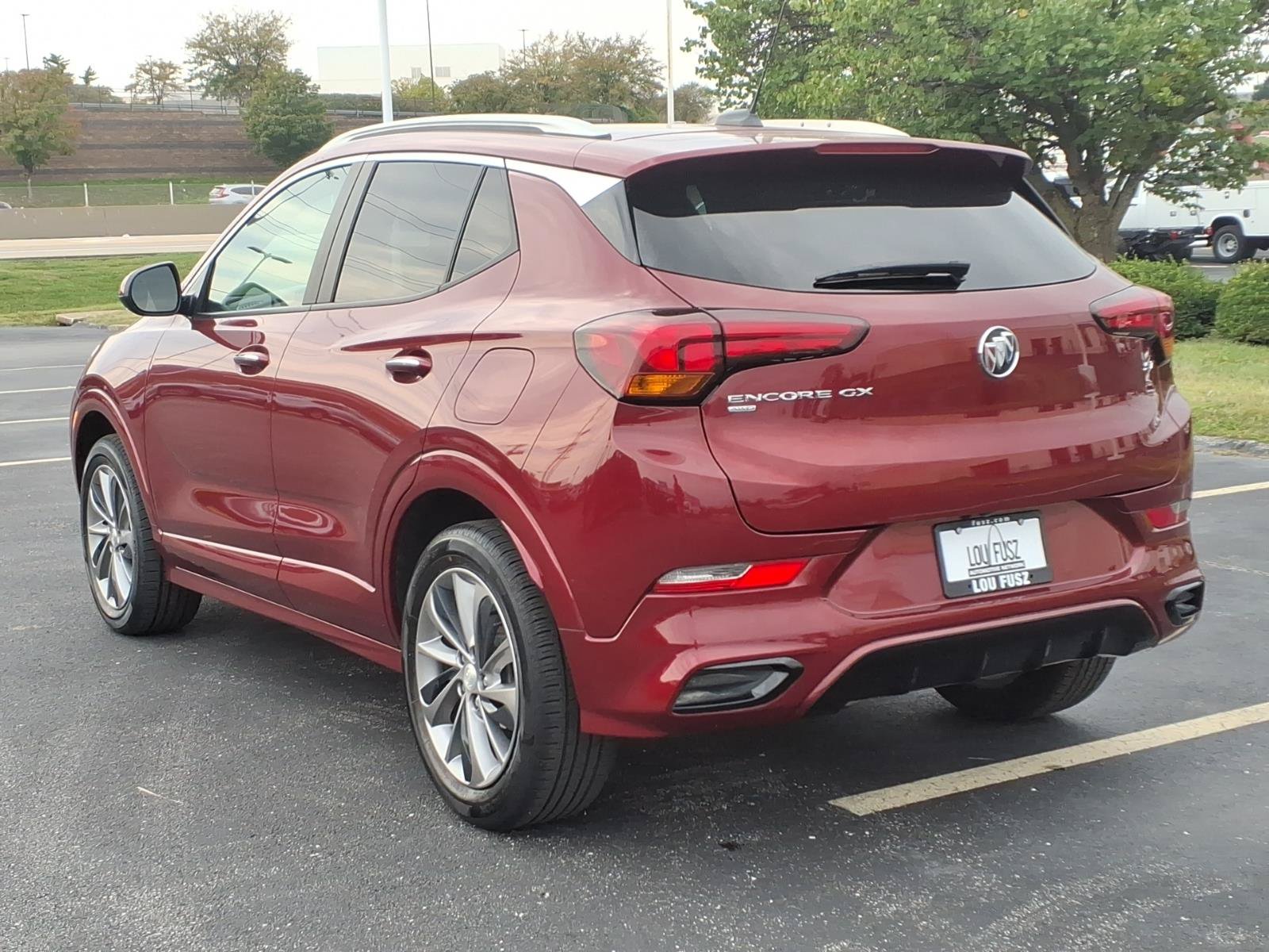 Used 2023 Buick Encore GX Select w/ Sport Touring Package AWD/4WD image 5