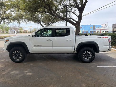 Used 2023 Toyota Tacoma TRD Off-Road image 4