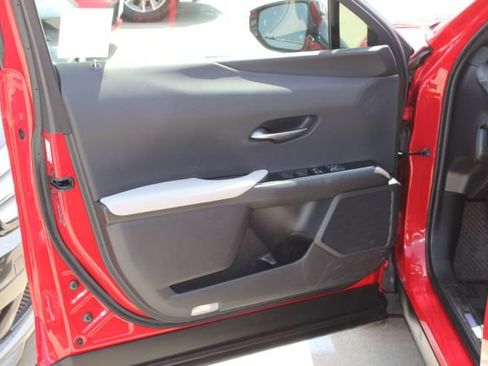 Certified 2024 Lexus UX 250h FWD image 11
