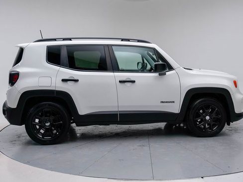 Used 2021 Jeep Renegade Latitude image 6