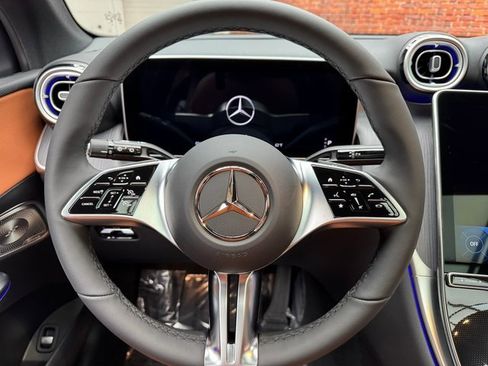 New 2026 Mercedes-Benz GLC 300 4MATIC image 14