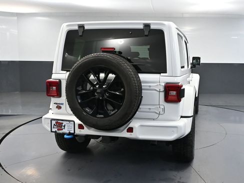 Used 2021 Jeep Wrangler Unlimited Sahara image 7