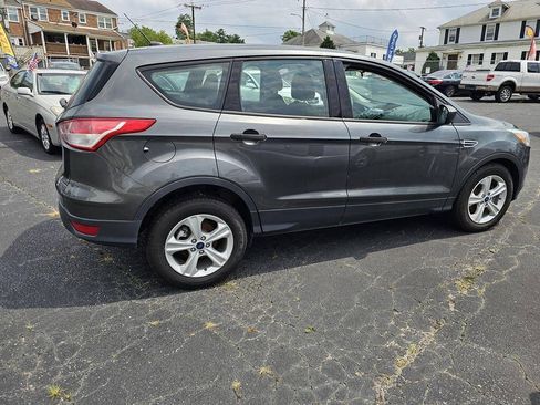 Used 2016 Ford Escape S FWD image 3