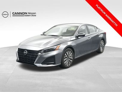 Used 2024 Nissan Altima 2.5 SV
