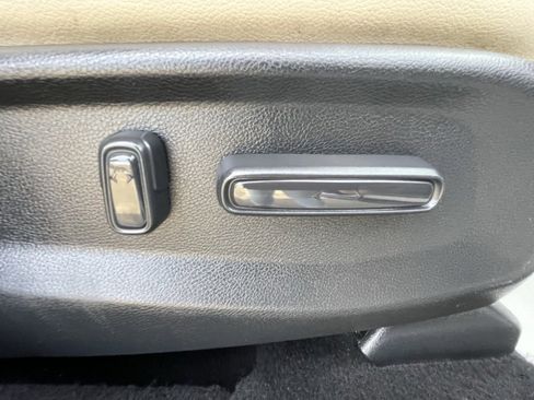 Used 2019 Honda CR-V EX-L image 12