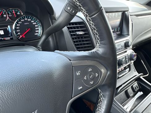 Used 2020 Chevrolet Tahoe Premier AWD/4WD image 14