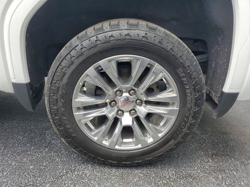 Used 2022 GMC Sierra 1500 Denali AWD/4WD image 5
