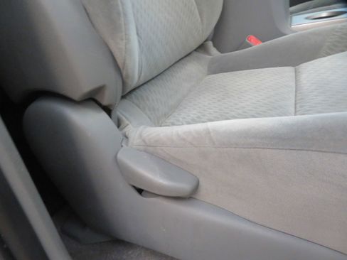 Used 2010 Toyota Tacoma PreRunner image 27