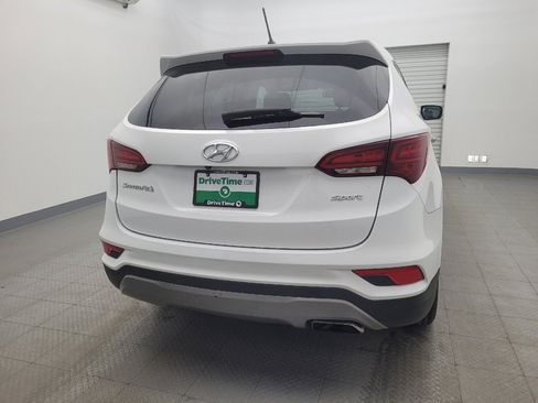 Used 2018 Hyundai Santa Fe Sport image 7