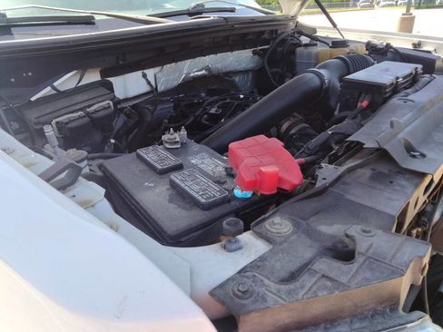 Used 2012 Ford F150 XLT w/ Trailer Tow Pkg image 31