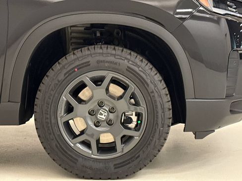New 2026 Honda Pilot TrailSport image 6
