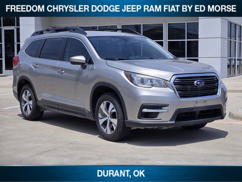 Used 2019 Subaru Ascent Premium w/ Popular Package #3 AWD/4WD image 2