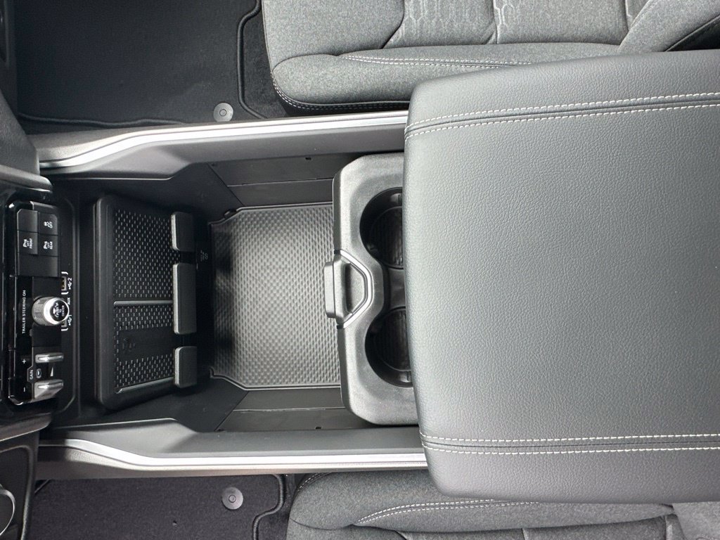 New 2026 RAM 1500 Big Horn AWD/4WD image 31