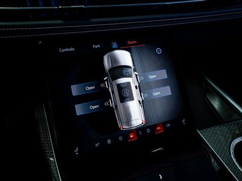 Used 2025 Cadillac Escalade V image 40