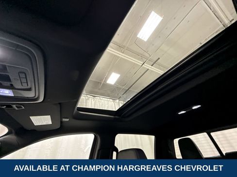 Used 2023 Chevrolet Silverado 1500 High Country w/ Technology Package image 25