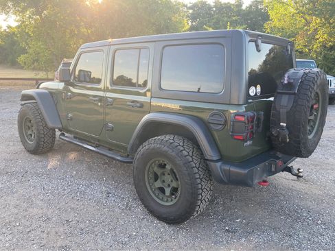 Used 2020 Jeep Wrangler Unlimited Rubicon AWD/4WD image 6