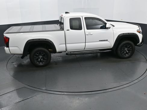 Used 2023 Toyota Tacoma SR5 image 32