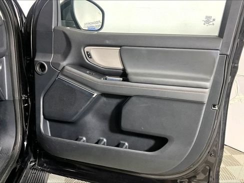 Certified 2025 Ford Expedition Max Active AWD/4WD image 19