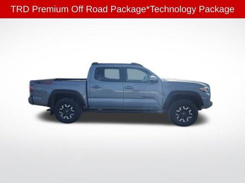 Used 2021 Toyota Tacoma TRD Off-Road image 4