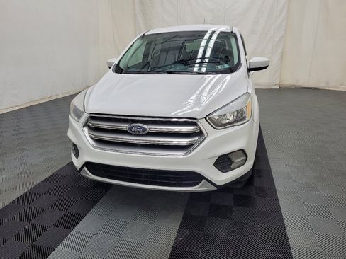 Used 2017 Ford Escape SE AWD/4WD image 15