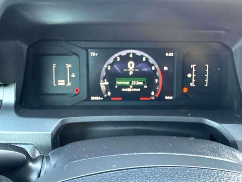 Used 2024 Toyota Tacoma SR5 AWD/4WD image 23