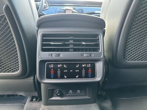 New 2026 Audi Q7 3.0T Prestige image 24