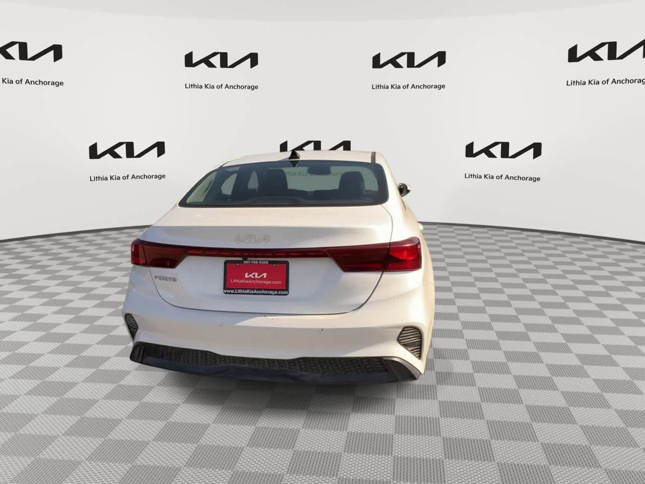Certified 2024 Kia Forte LXS FWD image 7