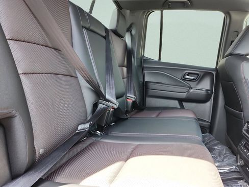 New 2026 Honda Ridgeline Black Edition image 32