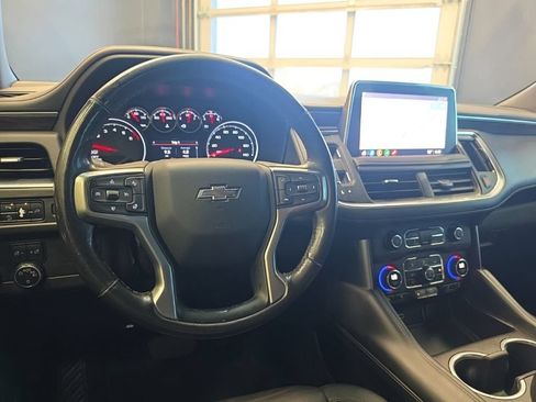 Used 2021 Chevrolet Tahoe Z71 w/ Luxury Package AWD/4WD image 22