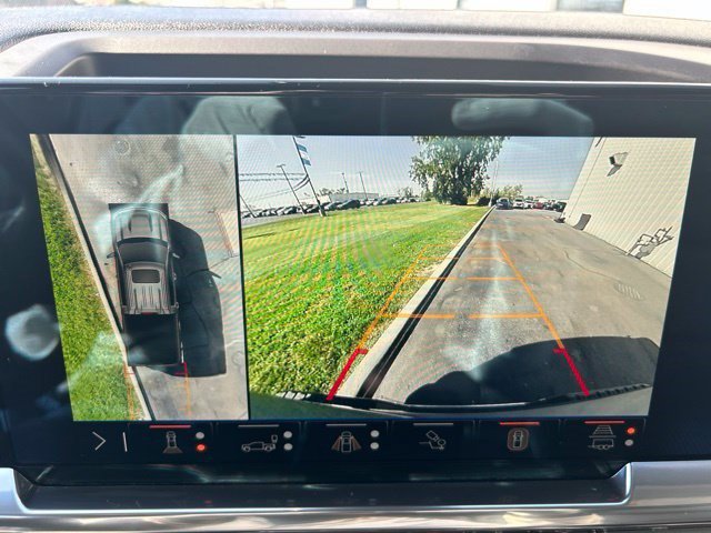 Used 2024 Chevrolet Silverado 1500 LTZ AWD/4WD image 30