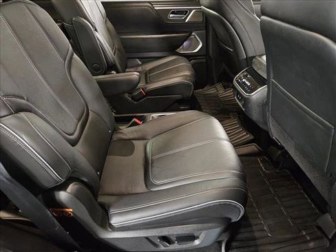 Used 2025 INFINITI QX80 Sensory image 20