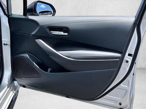 Used 2021 Toyota Corolla SE FWD image 19