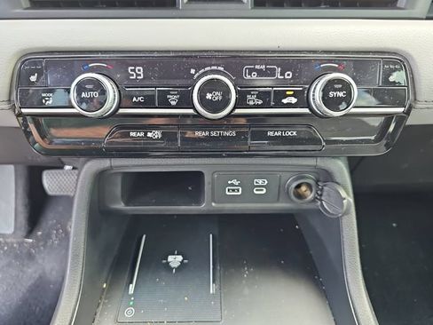 Used 2024 Honda Pilot EX-L image 22