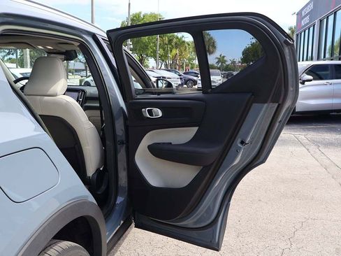 Used 2023 Volvo XC40 B5 Plus w/ Driver Assist Package AWD/4WD image 29